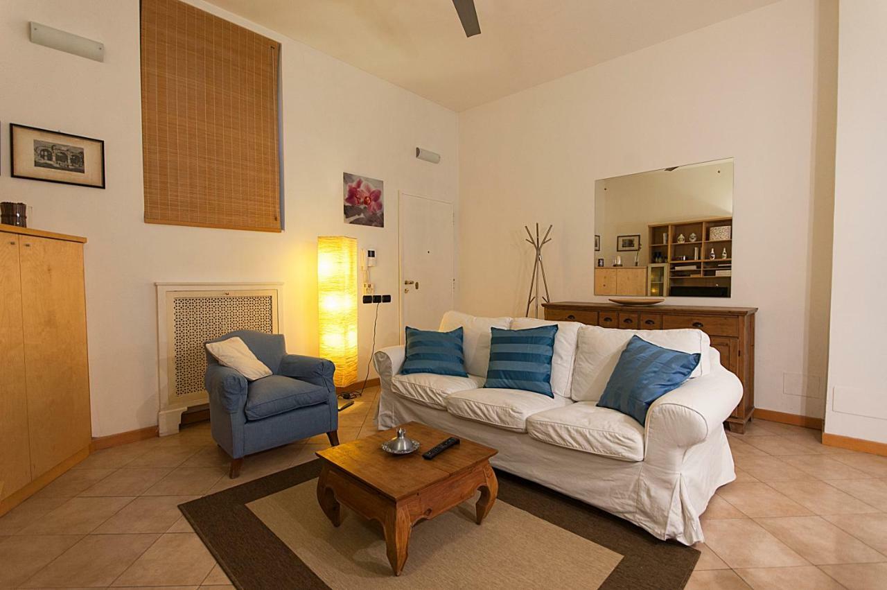 Elegant Apartment In Sant'Ambrogio Milano Esterno foto
